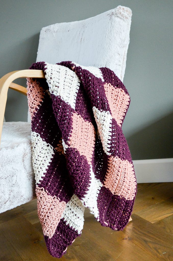 Crochet this beautiful Blanket